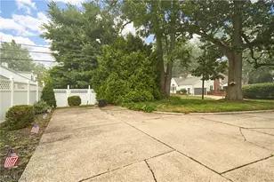 2388 17th St, Cuyahoga Falls, OH 44223 - Photo 25