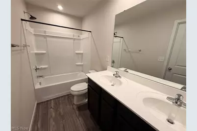 2677 Himelrigh Boulevard, Barberton, OH 44203 - Photo 13