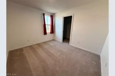 2677 Himelrigh Boulevard, Barberton, OH 44203 - Photo 19