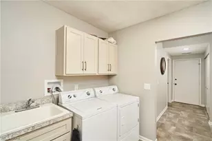 1799 Brookwood Dr, Akron, OH 44313 - Photo 13