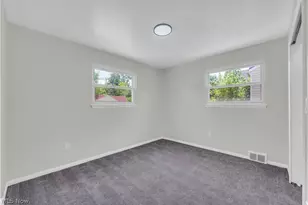 4417 E 156th St, Loveland, OH 44128 - Photo 9