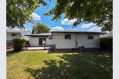 11500 Stormes Drive, Loveland, OH 44130 - Photo 5