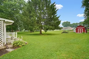 6069 Peach St NE, Louisville, OH 44641 - Photo 45