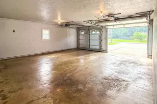 6069 Peach St NE, Louisville, OH 44641 - Photo 39