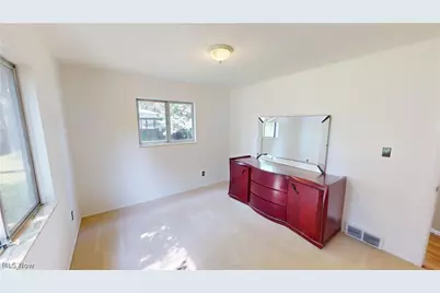 935 Carnegie Avenue, Akron, OH 44314 - Photo 15