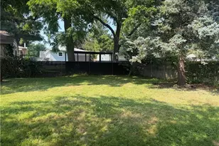 935 Carnegie Ave, Akron, OH 44314 - Photo 23