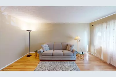 935 Carnegie Avenue, Akron, OH 44314 - Photo 3