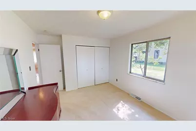 935 Carnegie Avenue, Akron, OH 44314 - Photo 15