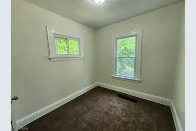 12905 Watterson Avenue, Loveland, OH 44105 - Photo 9