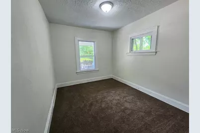 12905 Watterson Avenue, Loveland, OH 44105 - Photo 7