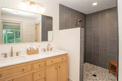 4567 Rex Lake Drive, New Franklin, OH 44319 - Photo 27