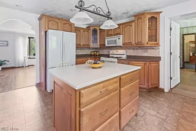 66 Laurelwood Place, Weirton, WV 26062 - Photo 11