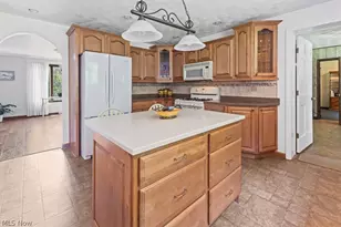 66 Laurelwood Pl, Weirton, WV 26062 - Photo 11