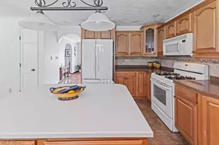 66 Laurelwood Pl, Weirton, WV 26062 - Photo 13