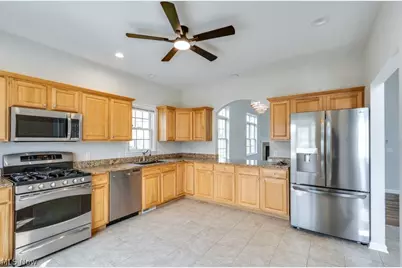 38087 Burrard Lane, Willoughby, OH 44094 - Photo 11