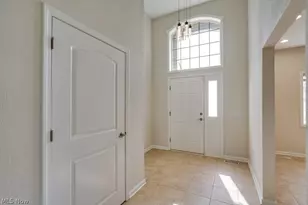 38087 Burrard Ln, Willoughby, OH 44094 - Photo 9