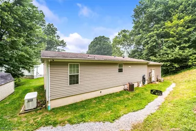 3306 Sycamore Drive, New Waterford, OH 44445 - Photo 29