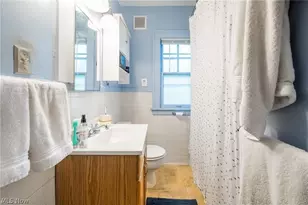 12905 Arliss Dr, Oakwood, OH 44107 - Photo 27