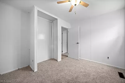 2905 Riverview Lane, Lorain, OH 44055 - Photo 21