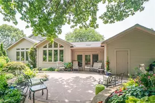 6215 Bayside St NW, Canton, OH 44718 - Photo 37
