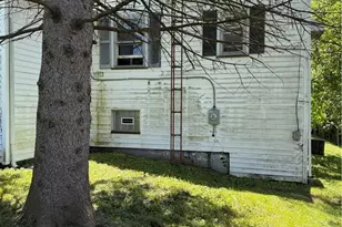 327 Cayuga Ave NW, Canton, OH 44708 - Photo 29