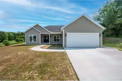 135 Hillside Drive, East Palestine, OH 44413 - Photo 1