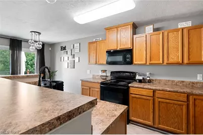880 Starr Ridge Street SE, Massillon, OH 44646 - Photo 13