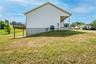 115 Hillside Dr, East Palestine, OH 44413 - Photo 3