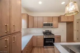115 Hillside Dr, East Palestine, OH 44413 - Photo 9