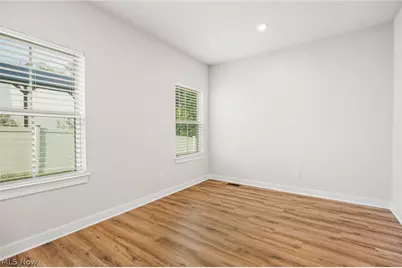3945 Old Hickory Avenue NW, Canton, OH 44718 - Photo 15