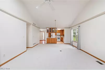 2823 Stratford Circle, Green, OH 44312 - Photo 7