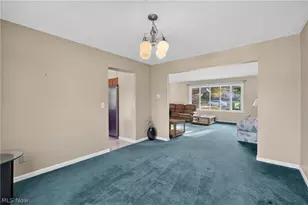 7171 Rustic Oval, Green Hills, OH 44131 - Photo 9