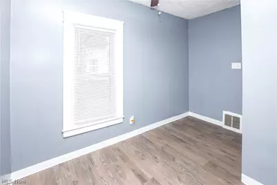 2391 27th Street SW, Akron, OH 44314 - Photo 15