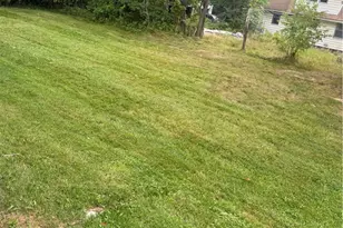243 Marmion Ave, Youngstown, OH 44507 - Photo 3