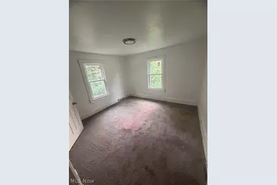 243 Marmion Avenue, Youngstown, OH 44507 - Photo 9