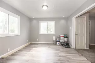 13814 Durkee Ave, Loveland, OH 44105 - Photo 7
