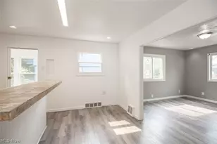 13814 Durkee Ave, Loveland, OH 44105 - Photo 11