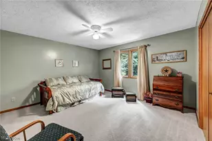 9715 Knightsbridge Ln, Concord Twp, OH 44060 - Photo 17