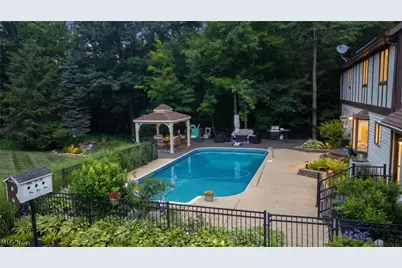9715 Knightsbridge Lane, Concord Twp, OH 44060 - Photo 3