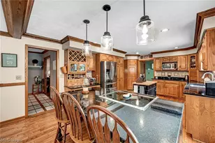 9715 Knightsbridge Ln, Concord Twp, OH 44060 - Photo 5