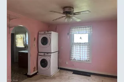 456 W New York Avenue, Sebring, OH 44672 - Photo 9