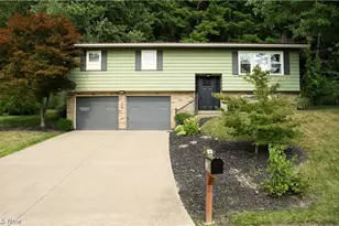 894 Green Dr, Coshocton, OH 43812 - Photo 1