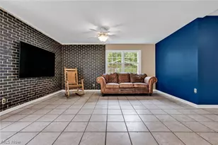 63041 Ridgewood Dr, Cambridge, OH 43725 - Photo 21