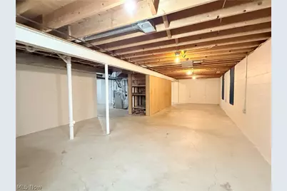 7673 Buchanan Drive, Youngstown, OH 44512 - Photo 21