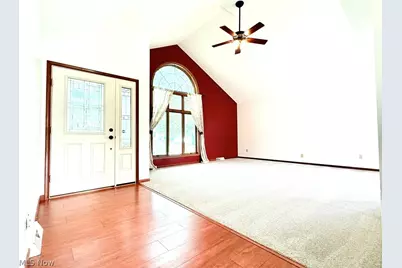 7673 Buchanan Drive, Youngstown, OH 44512 - Photo 5