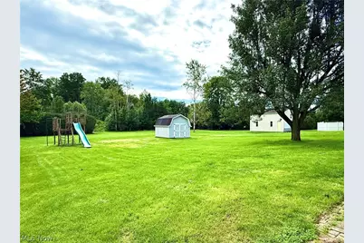 7673 Buchanan Drive, Youngstown, OH 44512 - Photo 25