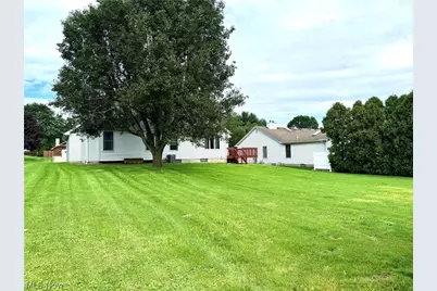 7673 Buchanan Drive, Youngstown, OH 44512 - Photo 29