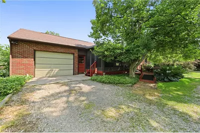 12890 Edison Street NE, Alliance, OH 44601 - Photo 35
