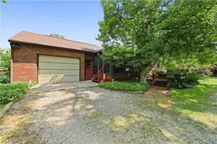 12890 Edison St NE, Alliance, OH 44601 - Photo 35