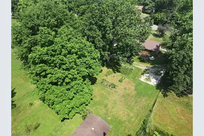 12890 Edison Street NE, Alliance, OH 44601 - Photo 47